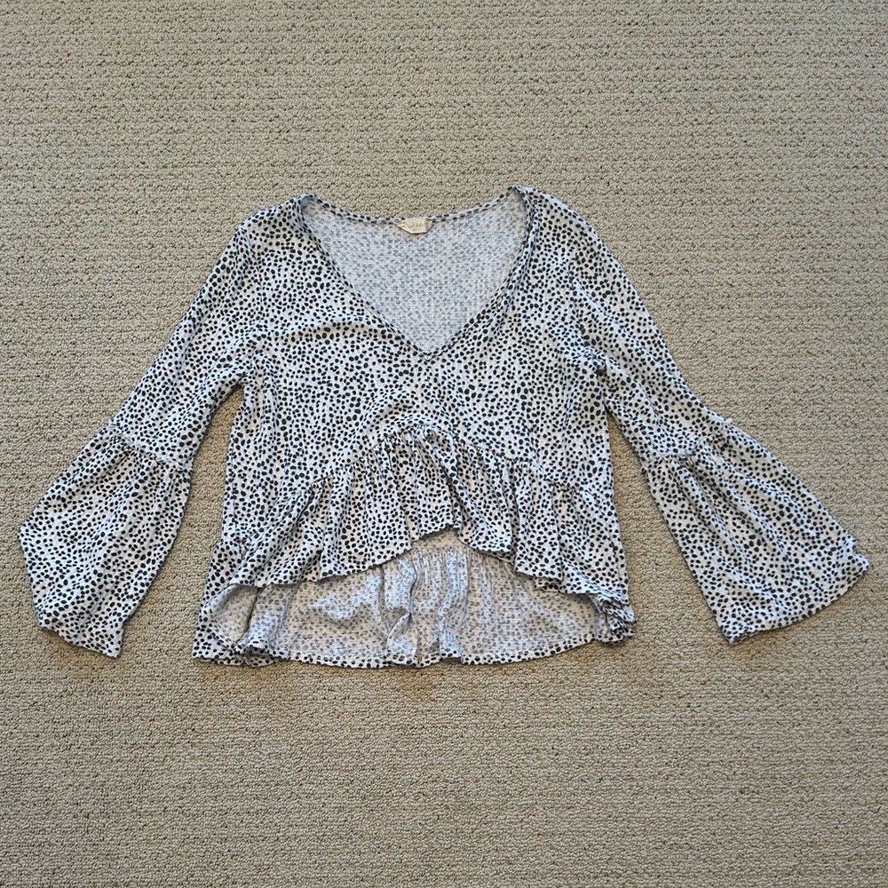 White w/ Grey Dots Altar’d State Shirt